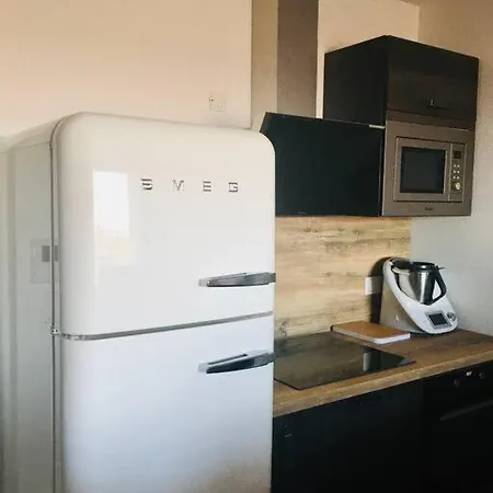 Appartement Charmant T2 Au Coeur De La *